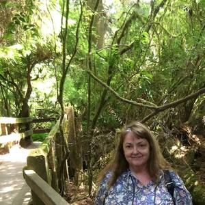 Meet your Posher, Julie